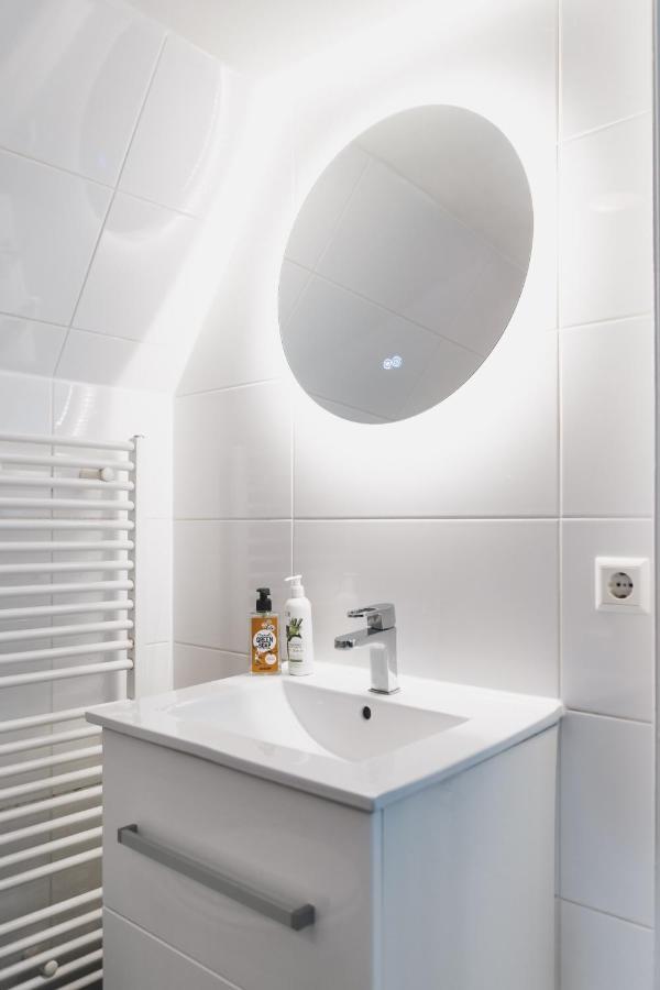 Herengracht Private Room With Canal View 암스테르담 외부 사진